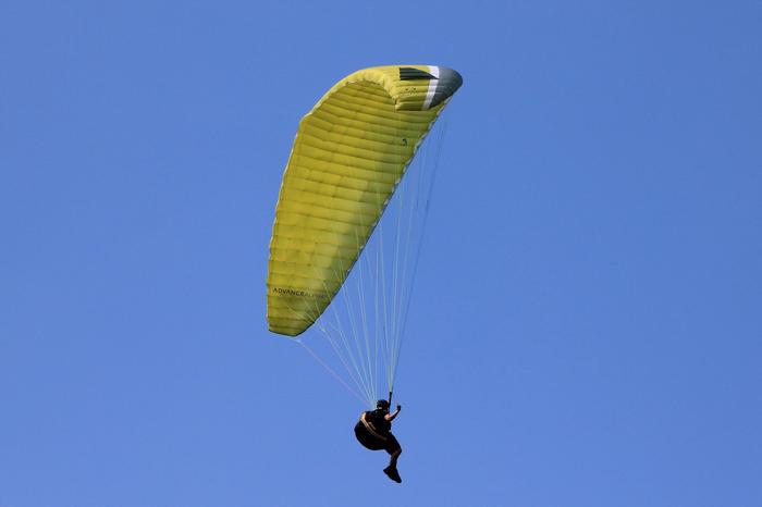 paragliding_1800x1200